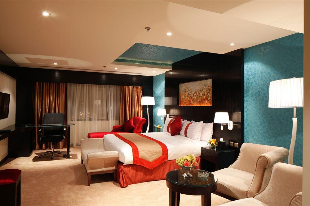 Obaer Hotel Riadh Exterior foto