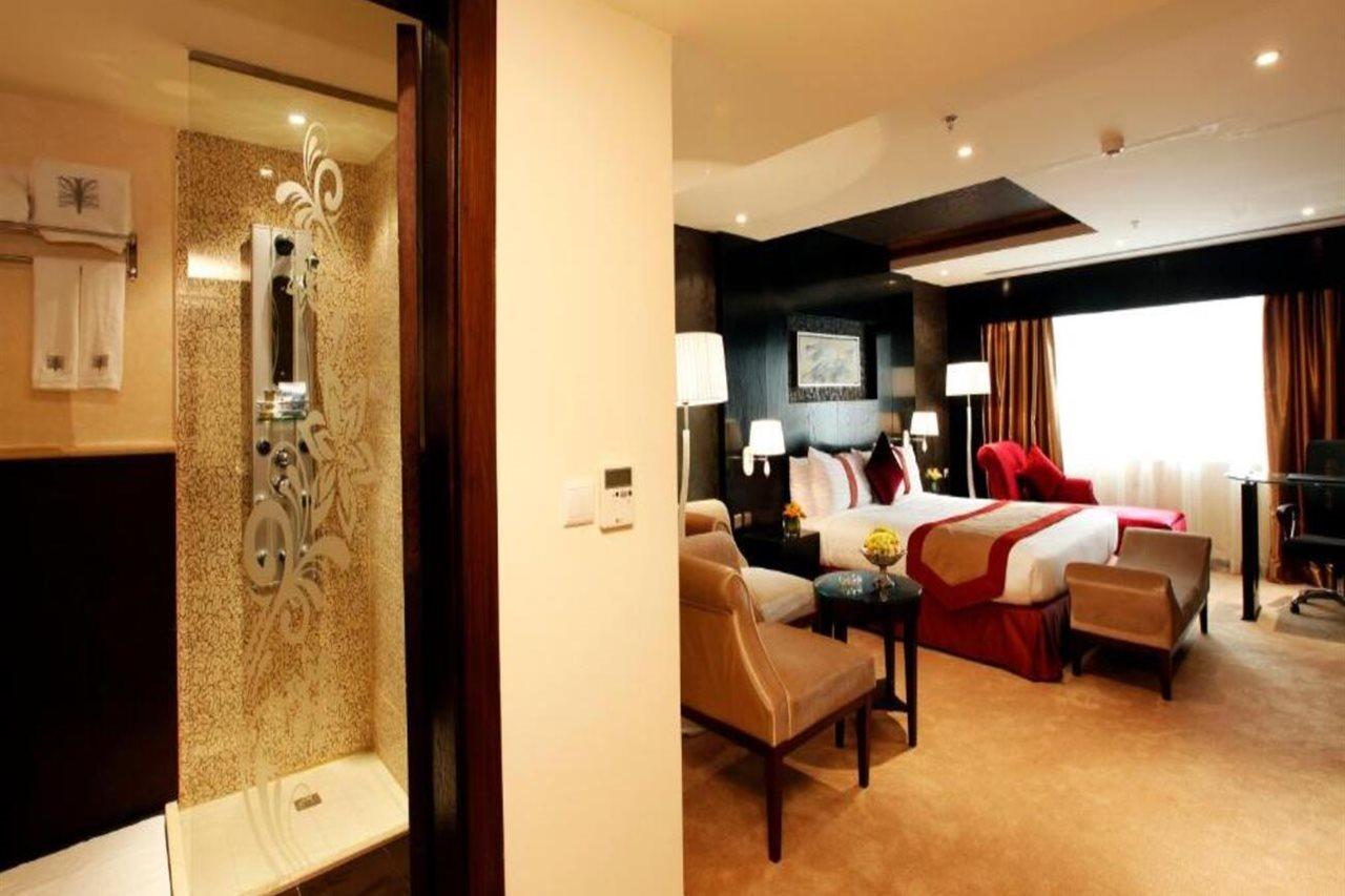Obaer Hotel Riadh Exterior foto